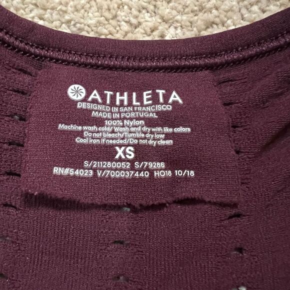 Women’s XS Athleta Long Sleeve Shirt - Picture 3 of 7